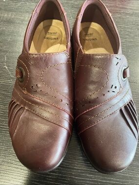 Earth Origins women Slip-On Shoes - Burgundy